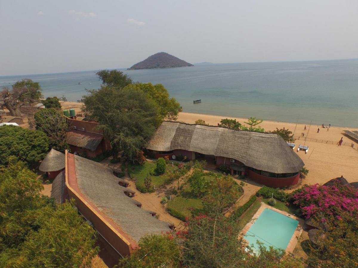 Cape Mac Lodge Cape Maclear エクステリア 写真